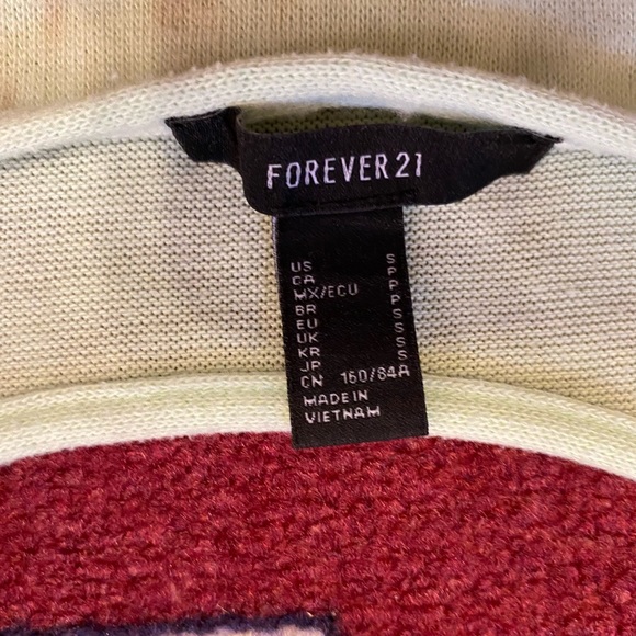 Pastel green tank top - Picture 3 of 3